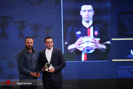 محمد رضا حیدریان در مراسم برترین های لیگ هفدهم فوتبال