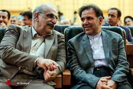 از راست عباس آخوندی و مسعود کرباسیان  در مراسم تودیع و معارفه رئیس کل بانک مرکزی