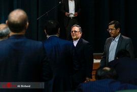 ولی الله سیف رییس پیشین بانک مرکزی در مراسم تودیع و معارفه رئیس کل بانک مرکزی