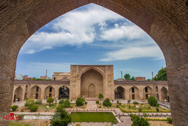 مسجد تاریخی فرح‌آباد
