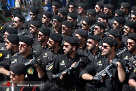 رژه نیروهای مسلح در آغاز هفته دفاع مقدس - اصفهان
