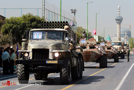 رژه نیروهای مسلح در آغاز هفته دفاع مقدس - اصفهان
