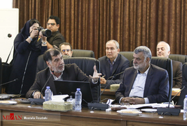 محمود حجتی و محمدرضا باهنر در جلسه ۷ مهر مجمع تشخیص مصلحت نظام