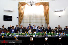 نشست کمیته مقابله با گرانفروشی در دادستانی تهران
