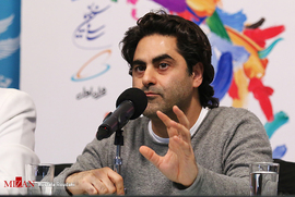 مسعود بخشی، کارگردان، در نشست خبری فیلم سینمایی یلدا 