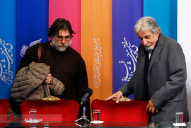 محمد صادق آذین و فردین خلعتبری ، تهیه کنندگان، در نشست خبری فیلم سینمایی جمشیدیه 