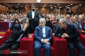 مراسم رونمایی از اسناد توسعه‌ای استان تهران