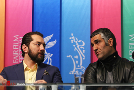 پژمان جمشیدی و بهرام رادان، بازیگران، در نشست خبری فیلم سینمایی ایده اصلی