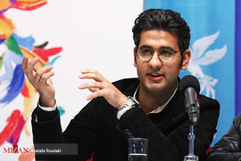 حسین امیری دوماری ، نویسنده وکارگردان، در نشست خبری فیلم سینمایی جان دار
