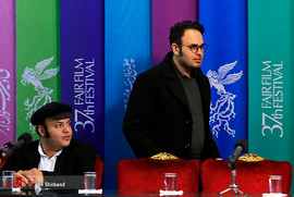 محمدحسین مهدویان ، کارگردان، در نشست خبری فیلم سینمایی ماجرای نیمروز ۲ رد خون 