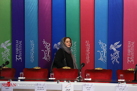 ژاله صامتی، بازیگر، در نشست خبری فیلم سینمایی حمال طلا
