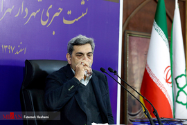 حناچی شهردار تهران در نشست خبری 