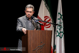 قاسم جان بابایی معاون درمان وزارت بهداشت در همایش سلول های بنیادی