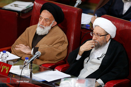 آیت الله آملی لاریجانی در ششمین اجلاسیه مجلس خبرگان در دوره پنجم