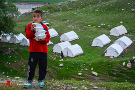 برپا شدن چادر های هلال احمر در روستای سیل زده حیات الغیب لرستان