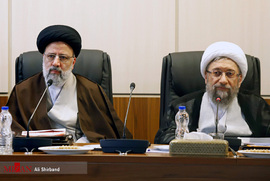 آیت الله آملی لاریجانی و آیت الله رئیسی در جلسه مجمع تشخیص مصلحت نظام