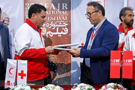  سیدرضا میرکریمی و  علی‌اصغر پیوندی در افتتاحیه سی‌و‌هفتمین جشنواره جهانی فیلم فجر