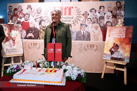رضا کیانیان در افتتاحیه سی‌و‌هفتمین جشنواره جهانی فیلم فجر