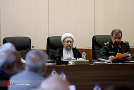 محسن رضایی و آیت الله آملی لاریجانی در جلسه مجمع تشخیص مصلحت نظام