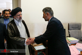 آیت الله رئیسی رئیس قوه قضاییه در بازدید از دادگاه‌های تجدید نظر استان تهران