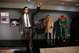 مجسمه غلامرضا تختی در موزه ملی ورزش