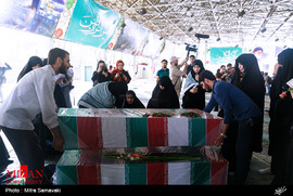 مراسم وداع با پیکرهای شهدای غواص در دانشگاه تهران