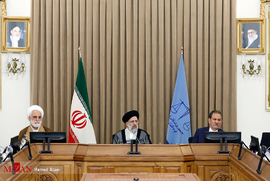جهانگیری، آیت الله رئیسی و حجت الاسلام والمسلمین محسنی اژه ای در نخستین جلسه شورای عالی پیشگیری از وقوع جرم 
