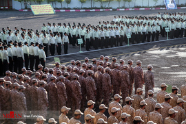 صبحگاه مشترک یگان‌های نیروی انتظامی در سنندج