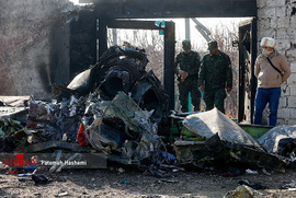 سقوط هواپیمای مسافربری بویینگ ۷۳۷ متعلق به خطوط هوایی اوکراین (۱)