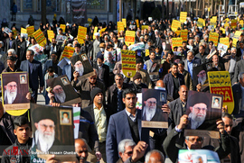 راهپیمایی مردم بعد از نماز جمعه در کرمان 