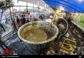 توزیع 80 تن آش نذری در شیراز