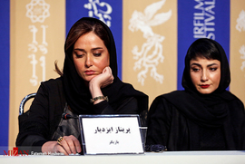 سمیرا حسن پور و پریناز ایزدیار در نشست خبری فیلم سینمایی «سه کام، حبس»