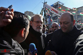 علی لاریجانی رئیس مجلس شورای اسلامی در راهپیمایی 22 بهمن 98