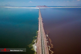 دریاچه ارومیه، دریاچه‌ای در شمال غربی کشور و ششمین دریاچه بزرگ آب شور دنیا است که بارندگی های سال 98 تاثیرات بسیار مثبتی داشته و وضعیت این دریاچه بسیار بهبود یافته است.