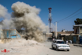 همزمان با فرایند رای گیری انتخابات ریاست جمهوری افغانستان، صدای انفجار در کابل به گوش رسید.

