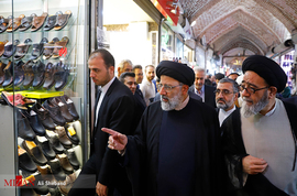 بازدید رئیس قوه قضاییه از بازار‌های کفش و فرش تبریز