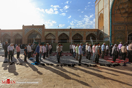 اقامه نماز عید سعید فطر در قم 