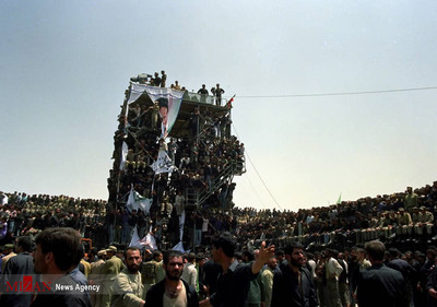 تصاویر تشییع و خاکسپاری بنیانگذار جمهوری اسلامی ایران
