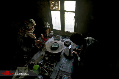کارگاه ساخت زیرورآلات ترکمن در شهر آق قلا