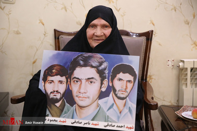 دیدار دادستان انتظامی قضات با خانواده شهیدان صادقی