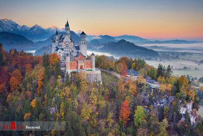 قلعه نوی‌شوان‌شتین  واقع شده در کوه های جنگلی آلپ کشور آلمان ساخته شده سال 1868 میلادی.