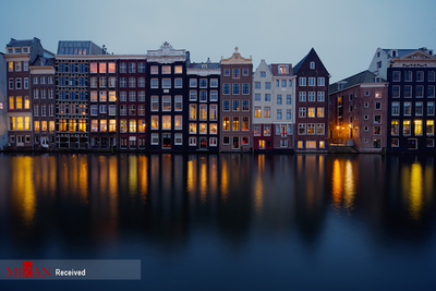 کانال آبی آمستردام - شهر آمستردام کشور هلند - یکی دیگر از مکان هایی که به ونیز شمال شهرت دارد کانال آبی آمستردام می باشد.