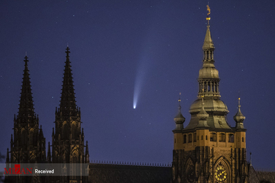 قلعه پراگ و کلیسای جامع سنت ویتوس ، پراگ ، جمهوری چک - ستاره دنباله دار نئو وایز