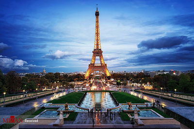برج ایفل - شهر پاریس کشور فرانسه