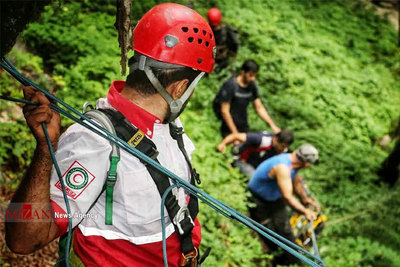 انتقال جسد کشف شده یک زن در ارتفاعات جهان نما کردکوی