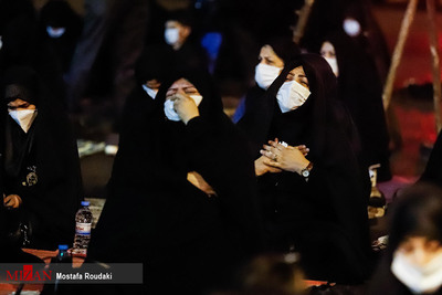 عزاداری شب سوم محرم در میدان فلسطین