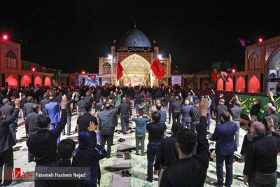 مراسم عزاداری شب عاشورای حسینی (ع) در مسجد جامع استان زنجان