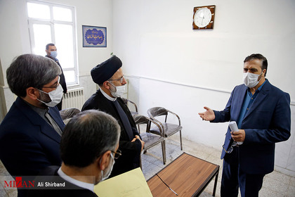 بازدید سرزده رئیس قوه قضاییه از مجتمع قضایی شهید قدوسی اردبیل