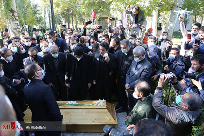 مراسم تشییع استاد محمدرضا شجریان در طوس