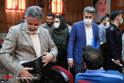 سومین جلسه رسیدگی به اتهامات محمد امامی و ۳۳ متهم دیگر پرونده به ریاست قاضی مسعودی مقام